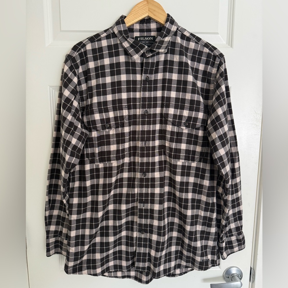 Filson Men’s Lightweight Alaskan Guide Shirt Plaid Flannel Medium Black White